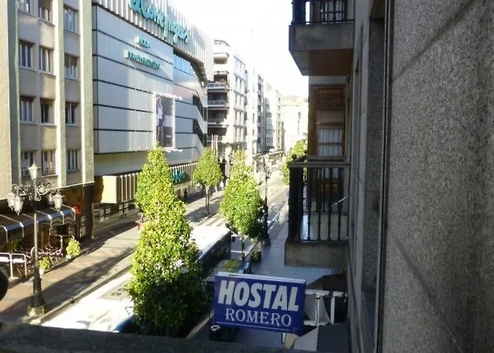 罗梅罗旅馆 2* 奥维耶多