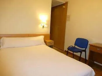 Romero بيت ضيافة 2*